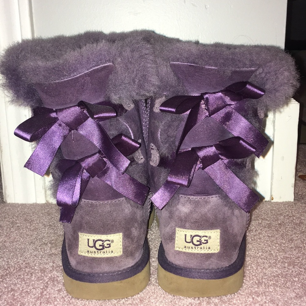 Purple ugg boots with bows
